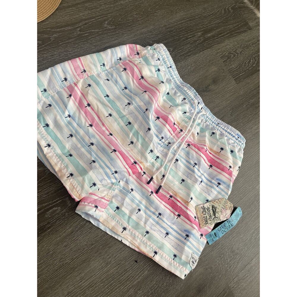 spicy tuna swim trunks Xl